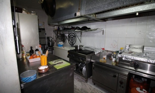 Resale - Commercial - Benidorm - Colonia Madrid
