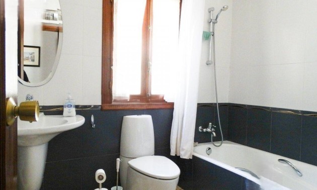 Herverkoop - Villa - Benidorm - Rincón de Loix
