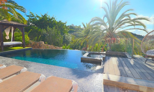 Resale - Villa - El Campello - Coveta fuma