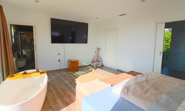 Resale - Villa - El Campello - Coveta fuma