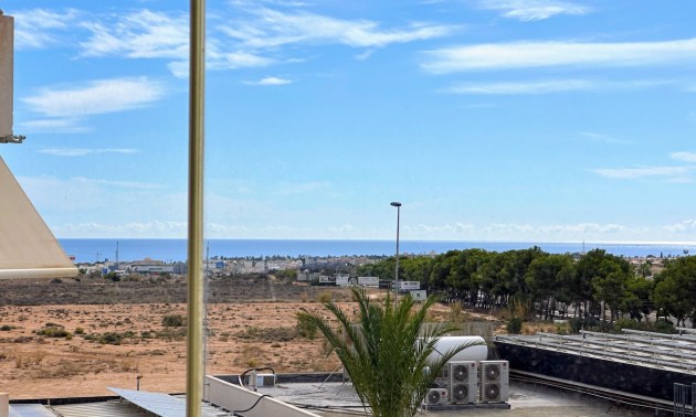 Herverkoop - Apartment - Orihuela Costa - La Zenia