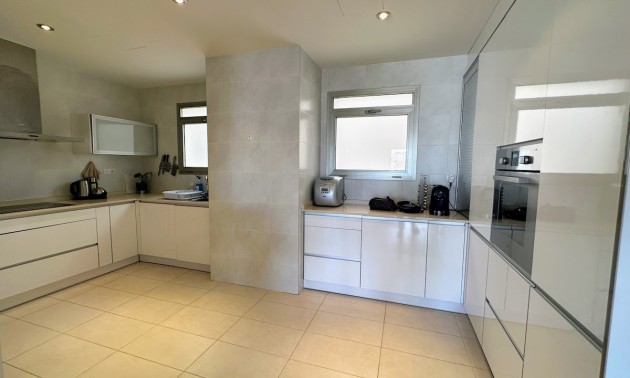 Herverkoop - Apartment - Orihuela Costa - La Zenia