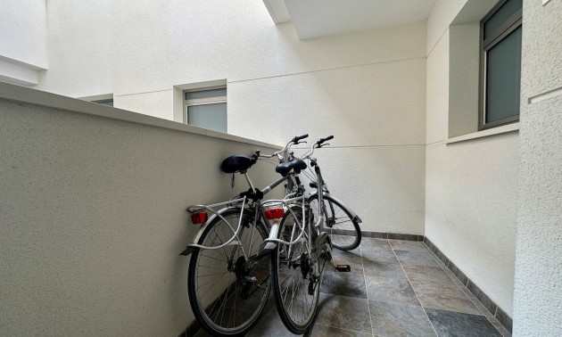 Herverkoop - Apartment - Orihuela Costa - La Zenia