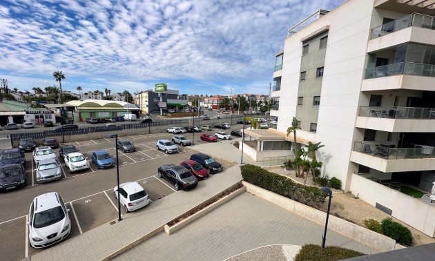 Herverkoop - Apartment - Orihuela Costa - La Zenia