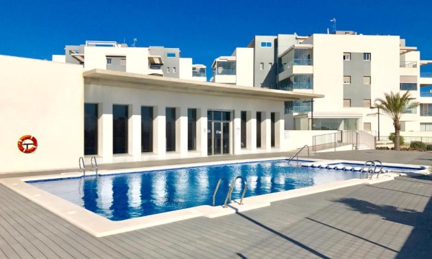 Herverkoop - Apartment - Orihuela Costa - La Zenia