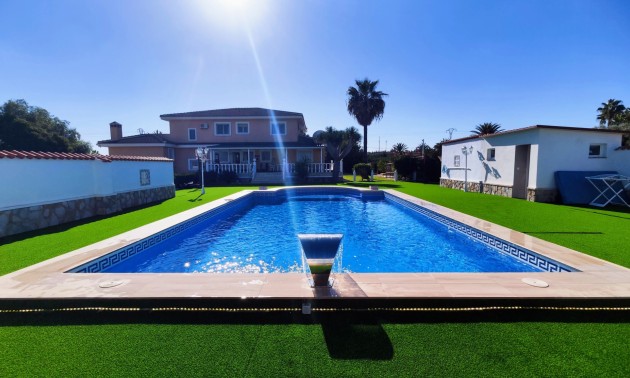 Resale - Country House - San Miguel de Salinas
