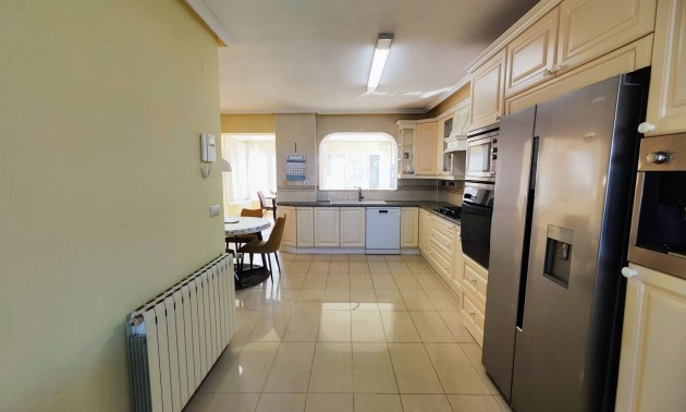 Resale - Country House - San Miguel de Salinas