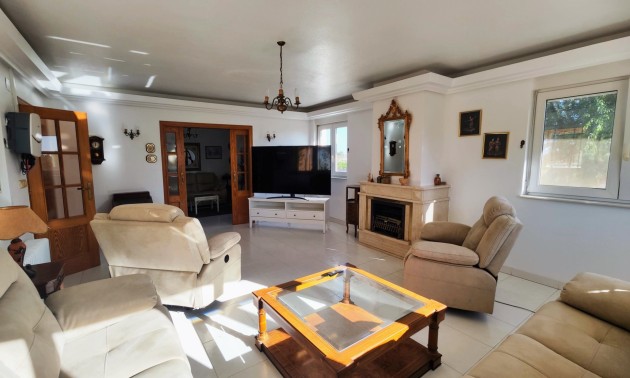 Resale - Country House - San Miguel de Salinas