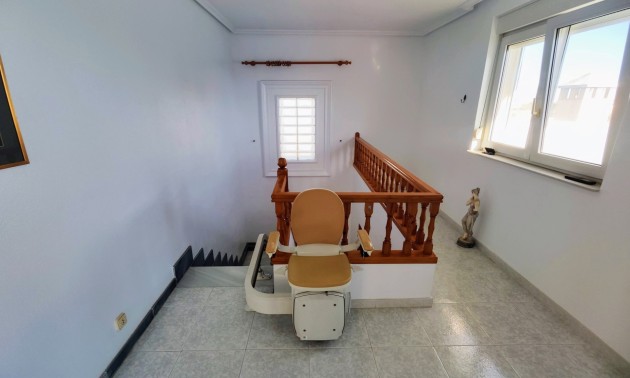 Resale - Country House - San Miguel de Salinas
