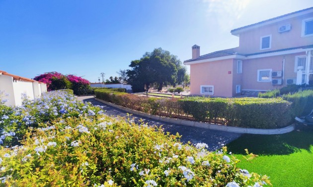 Resale - Country House - San Miguel de Salinas