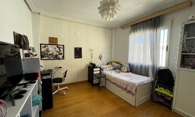 Herverkoop - Villa - Orihuela Costa - Los Altos