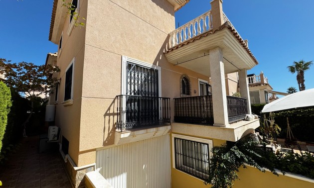 Herverkoop - Villa - Orihuela Costa - Los Altos