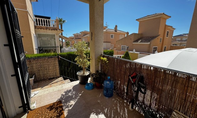 Herverkoop - Villa - Orihuela Costa - Los Altos