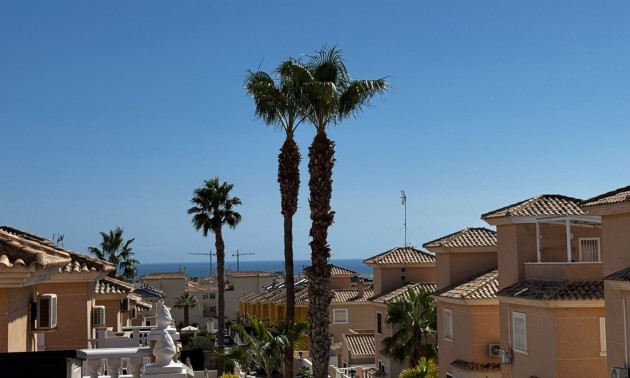 Herverkoop - Villa - Orihuela Costa - Los Altos