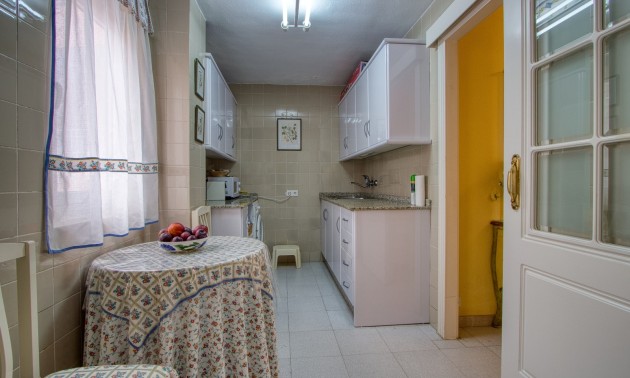 Herverkoop - Apartment - Torrevieja - Playa del Cura