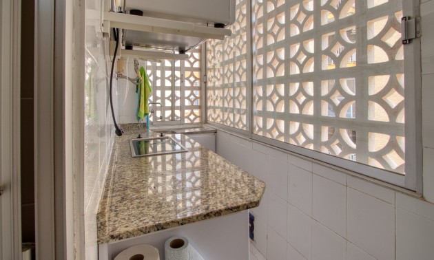 Herverkoop - Apartment - Torrevieja - Playa del Cura
