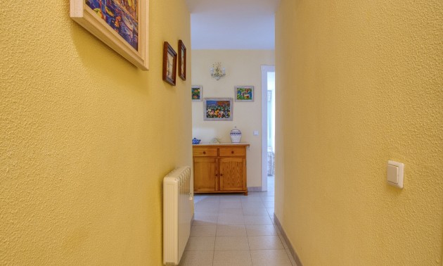 Herverkoop - Apartment - Torrevieja - Playa del Cura