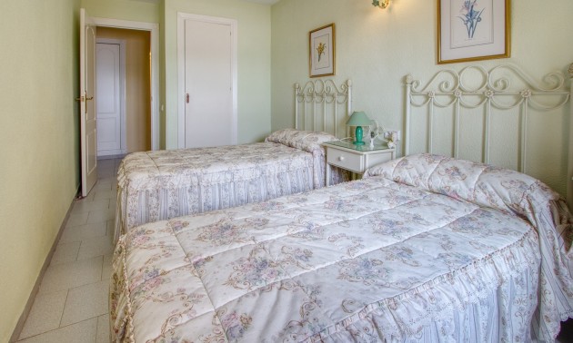 Herverkoop - Apartment - Torrevieja - Playa del Cura