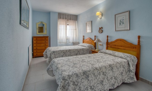 Herverkoop - Apartment - Torrevieja - Playa del Cura
