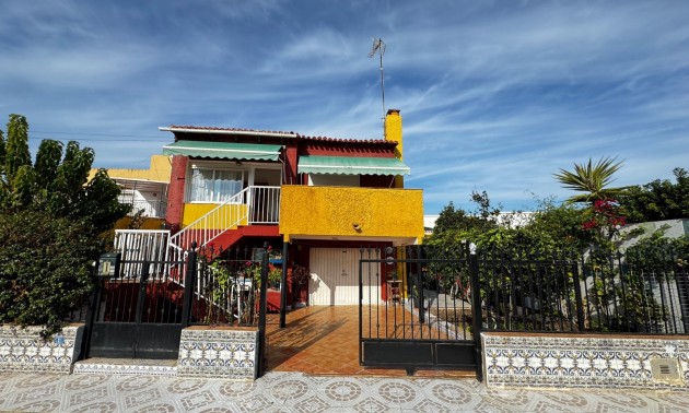Herverkoop - Villa - Torrevieja - Punta Prima