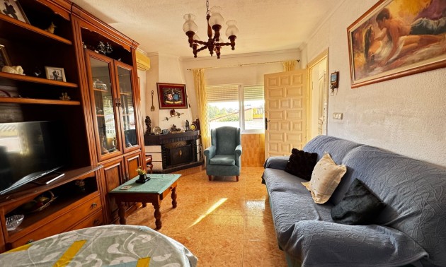 Herverkoop - Villa - Torrevieja - Punta Prima
