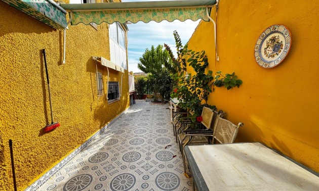 Herverkoop - Villa - Torrevieja - Punta Prima