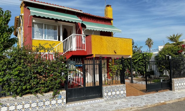Herverkoop - Villa - Torrevieja - Punta Prima