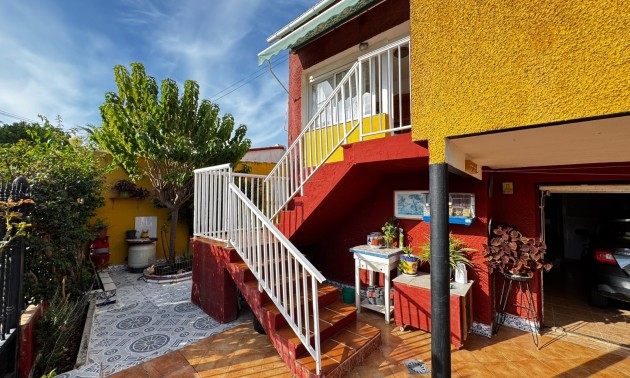 Herverkoop - Villa - Torrevieja - Punta Prima