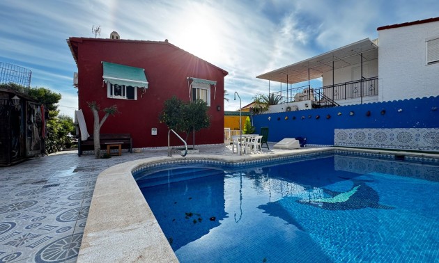 Herverkoop - Villa - Torrevieja - Punta Prima