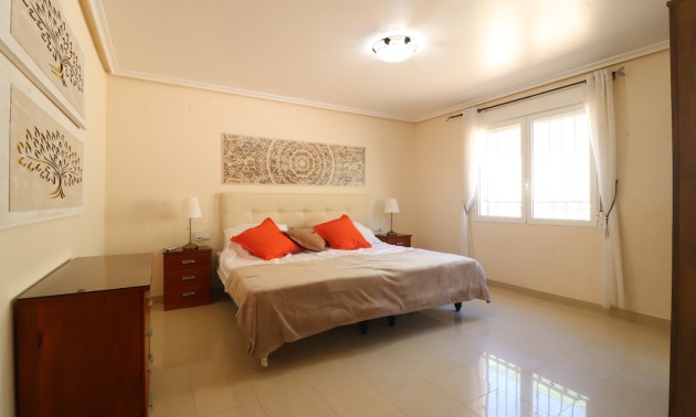 Herverkoop - Villa - La Marina - La Escuera