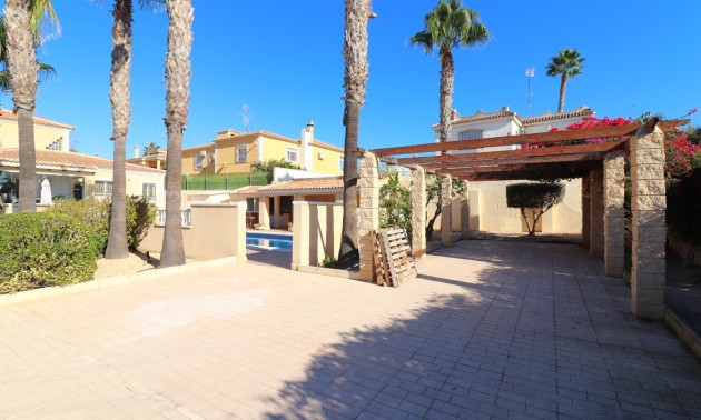 Herverkoop - Villa - La Marina - La Escuera