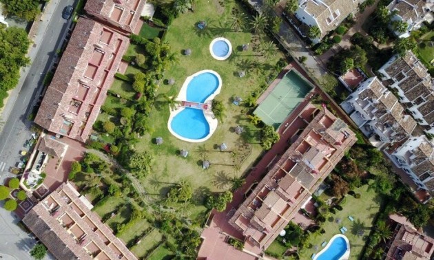 Herverkoop - Herenhuis - Marbella - Golden Mile