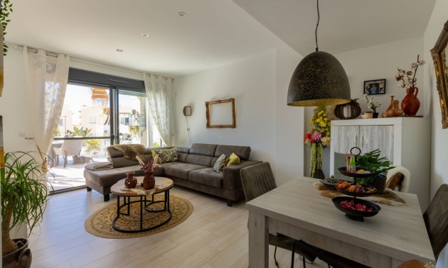 Herverkoop - Apartment - Orihuela Costa - Villamartín