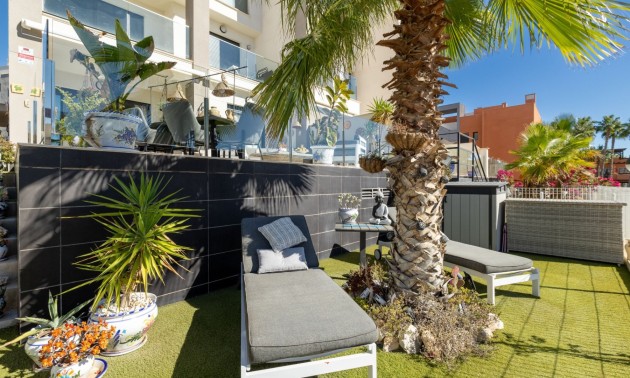 Herverkoop - Apartment - Orihuela Costa - Villamartín