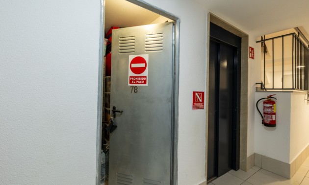 Herverkoop - Apartment - Orihuela Costa - Villamartín