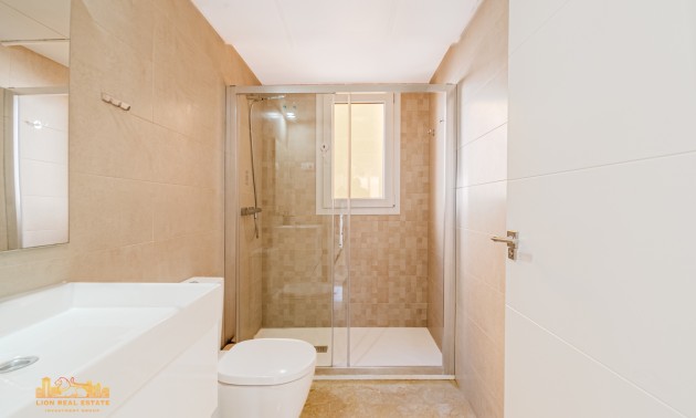 Herverkoop - Apartment - Torrevieja - Punta Prima