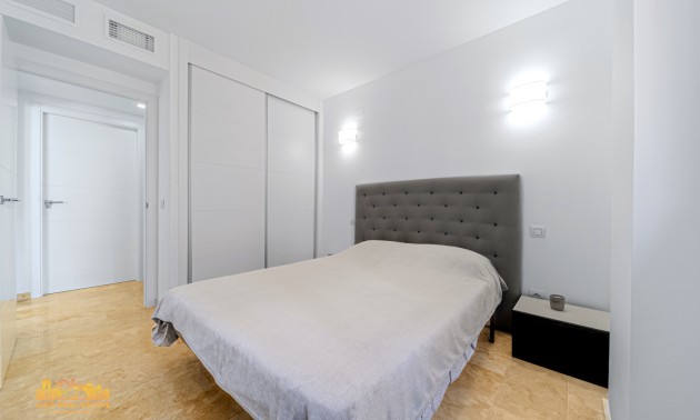 Herverkoop - Apartment - Torrevieja - Punta Prima
