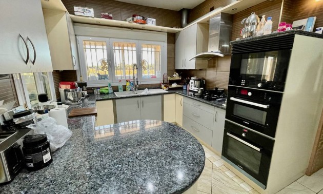 Resale - Villa - Guardamar del Segura