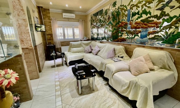 Resale - Villa - Guardamar del Segura