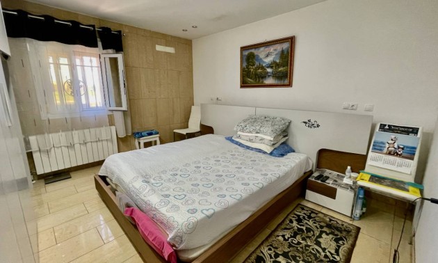 Resale - Villa - Guardamar del Segura