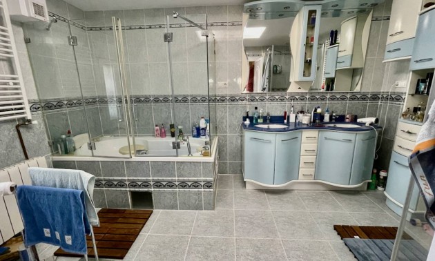 Resale - Villa - Guardamar del Segura