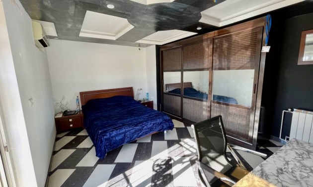 Resale - Villa - Guardamar del Segura