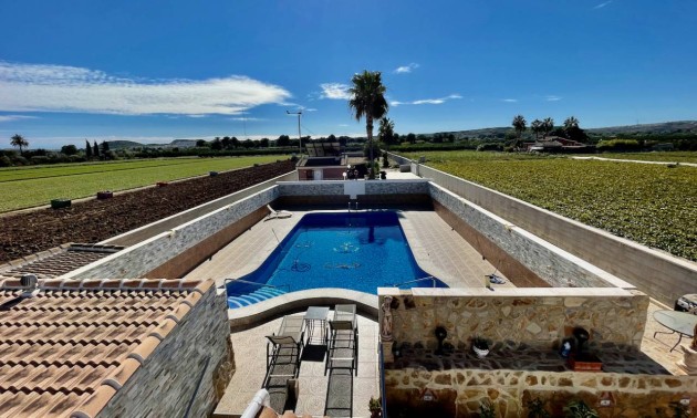 Resale - Villa - Guardamar del Segura