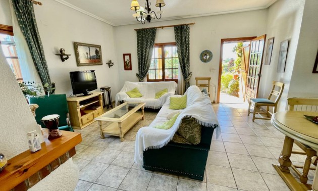 Resale - Country House - Daya Vieja