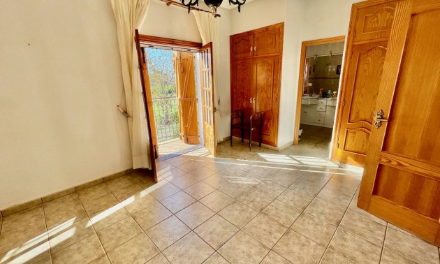 Resale - Country House - Daya Vieja