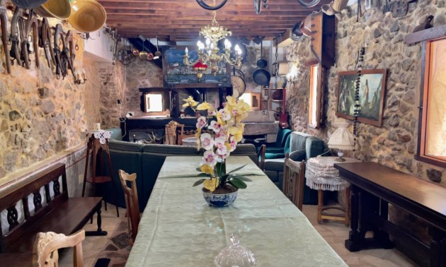 Herverkoop - Country House - Orihuela