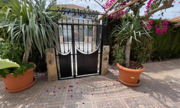 Herverkoop - Country House - Orihuela