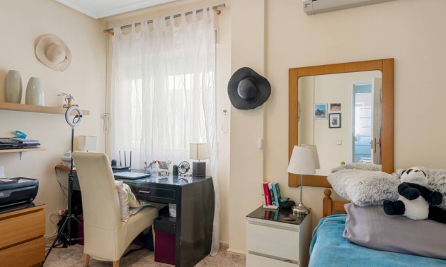 Resale - Villa - Benijofar