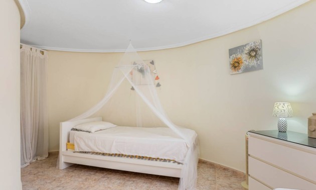 Resale - Villa - Benijofar