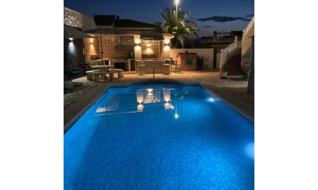 Resale - Villa - Benijofar
